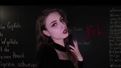 Snapshot of mistress_marlene chatting on 17, 9, 2025 Mistress Marlene online show from 17, 9, 2025