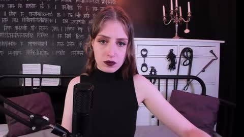 Snapshot of mistress_marlene chatting on 25, 9, 2025 Mistress Marlene online show from 25, 9, 2025