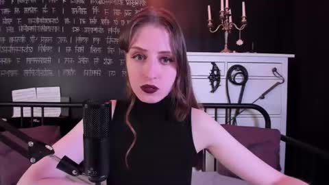 Snapshot of mistress_marlene chatting on 26, 6, 2026 Mistress Marlene online show from 26, 6, 2026