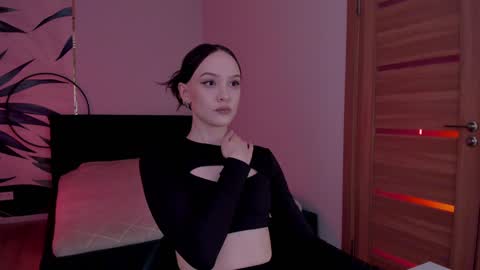 Snapshot of mistress_mialibra chatting on 16, 12, 2024 Mistress Mia online show from 16, 12, 2024