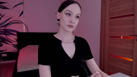 Snapshot of mistress_mialibra chatting on 11, 2, 2025 Mistress Mia online show from 11, 2, 2025
