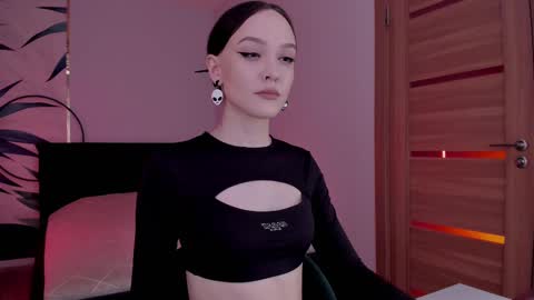 Snapshot of mistress_mialibra chatting on 18, 2, 2025 Mistress Mia online show from 18, 2, 2025