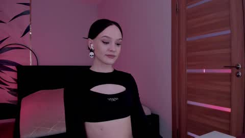 Snapshot of mistress_mialibra chatting on 22, 2, 2025 Mistress Mia online show from 22, 2, 2025