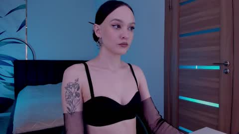 Snapshot of mistress_mialibra chatting on 15, 9, 2025 Mistress Mia online show from 15, 9, 2025