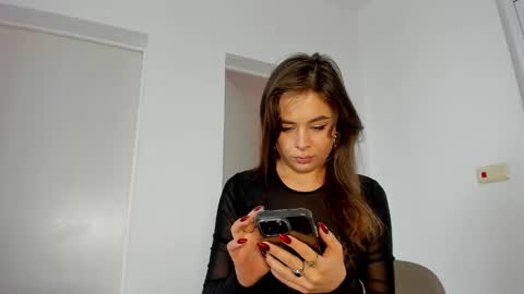 Snapshot of mistress_milana_ chatting on 7, 10, 2025 mistress_milana_ online show from 7, 10, 2025