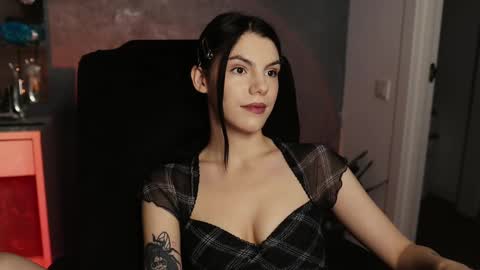 Miss Rochelle online show from 22, 2, 2025