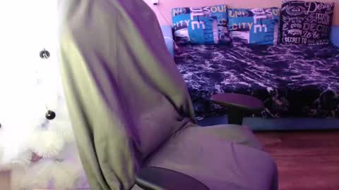 Miss Bailey online show from 27, 12, 2024