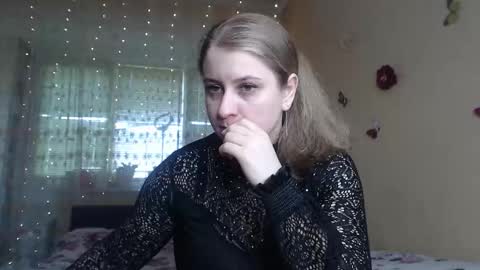 mistresscaro online show from 8, 3, 2026