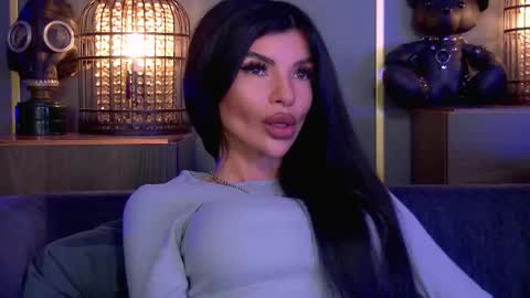 Elenia online show from 28, 3, 2026