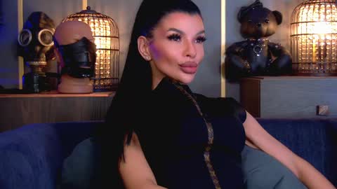 Elenia online show from 17, 4, 2026