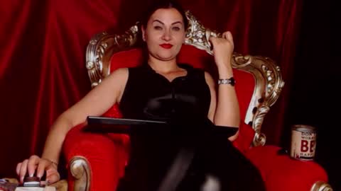 Snapshot of mistressfabiola chatting on 27, 4, 2026 Mistress Fabiola online show from 27, 4, 2026