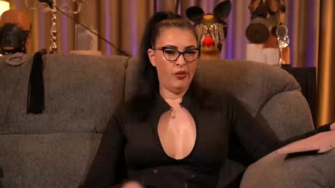 Mistress Kelly online show from 3, 12, 2025