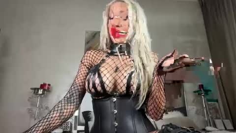 Snapshot of mistresssaida chatting on 26, 2, 2025 Mistress Saida online show from 26, 2, 2025