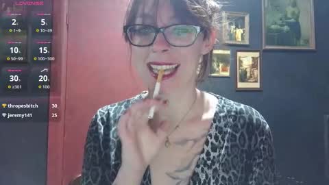 Snapshot of mistressthrope chatting on 5, 11, 2025 MistressThrope online show from 5, 11, 2025