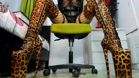 Snapshot of mistresstiffany69 chatting on 30, 4, 2026 Tiffany online show from 30, 4, 2026