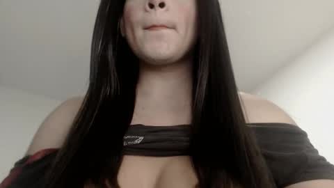 Snapshot of mistressxxalice chatting on 18, 9, 2025 ALICE MADANE online show from 18, 9, 2025