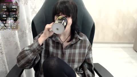 Snapshot of misty_dark chatting on 6, 10, 2025 misty_dark online show from 6, 10, 2025