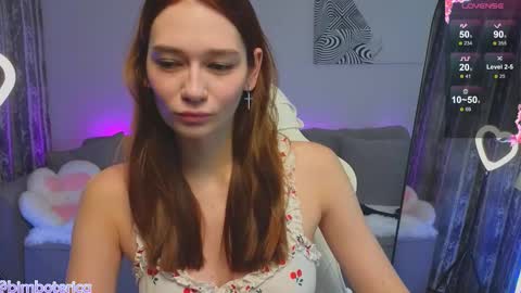 Snapshot of misty_roseee chatting on 19, 9, 2025 misty_roseee online show from 19, 9, 2025