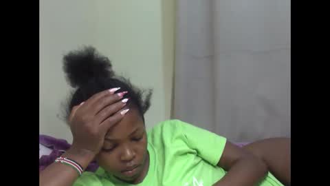 Snapshot of misty_shee chatting on 6, 2, 2026 misty_shee online show from 6, 2, 2026