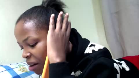Snapshot of misty_shee chatting on 1, 5, 2026 misty_shee online show from 1, 5, 2026