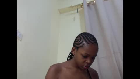 Snapshot of misty_shee chatting on 4, 5, 2026 misty_shee online show from 4, 5, 2026