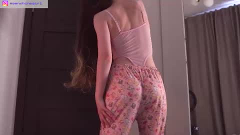 Snapshot of mita_mp4 chatting on 5, 8, 2026 Mita online show from 5, 8, 2026
