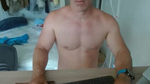 Snapshot of mitcheli chatting on 26, 5, 2026 Onlyfans online show from 26, 5, 2026