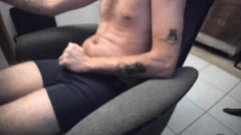 Snapshot of mitchelletbella chatting on 26, 1, 2025 MitchellBWC online show from 26, 1, 2025