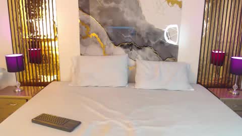 Mtica Brennet online show from 22, 12, 2025