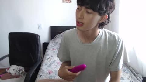 Naomi and Nekorii online show from 21, 10, 2025