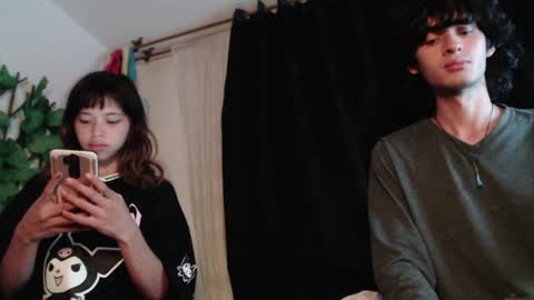 Naomi and Nekorii online show from 7, 4, 2026