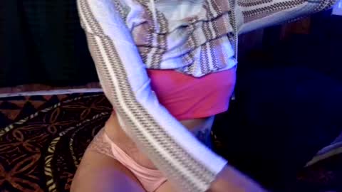 mizziijaie online show from 6, 10, 2025