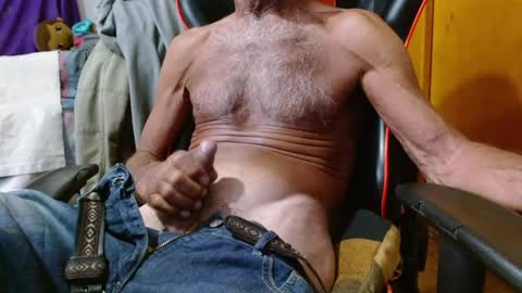 Snapshot of mjmadurengue chatting on 23, 12, 2024 Mario jose online show from 23, 12, 2024