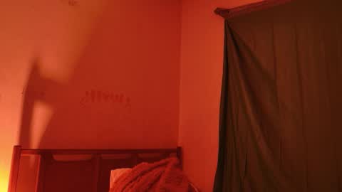 MoonLipson online show from 25, 3, 2026