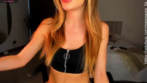 MAYRA   online show from 22, 9, 2025