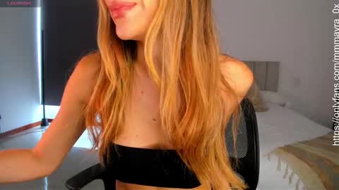 MAYRA   online show from 5, 10, 2025