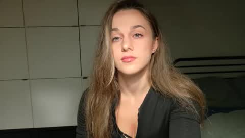 mmminnie online show from 6, 1, 2026