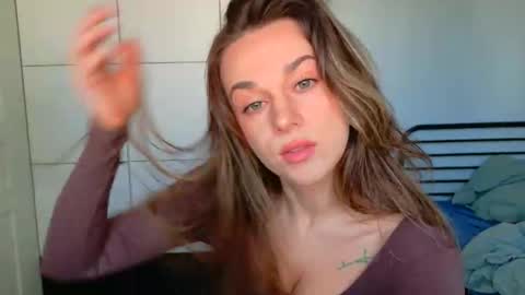 mmminnie online show from 18, 3, 2026