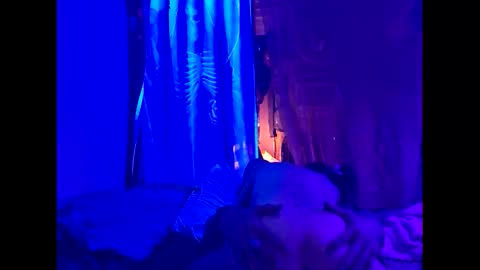 mmmmezze online show from 8, 4, 2026