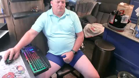 Snapshot of mmmthatsfunnn chatting on 11, 6, 2026 mmmthatsfunnn online show from 11, 6, 2026