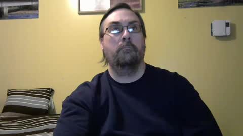 Snapshot of mmr4545 chatting on 1, 3, 2026 mark online show from 1, 3, 2026