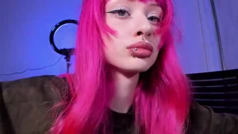 mnepohhh online show from 21, 7, 2026