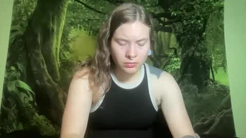 Snapshot of mo0n_goddess chatting on 5, 6, 2026 Misty online show from 5, 6, 2026