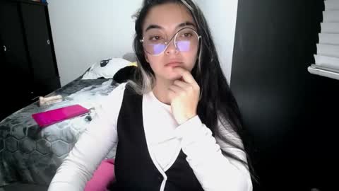 Snapshot of mocca_117 chatting on 3, 2, 2026 Sam online show from 3, 2, 2026