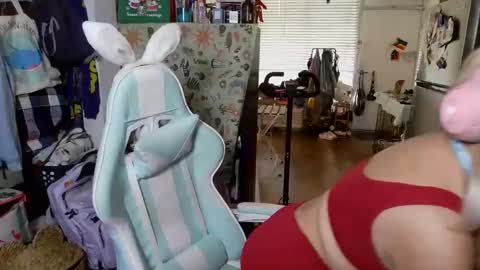 Snapshot of mochi_rainbow chatting on 29, 12, 2024 The Mochi Rainbow Variety Show online show from 29, 12, 2024