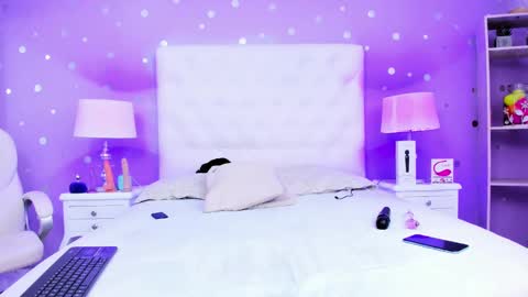 Sophia  online show from 12, 12, 2024