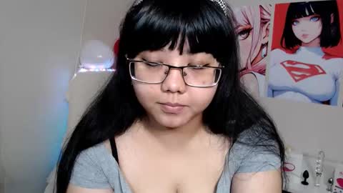 Molly online show from 3, 3, 2025