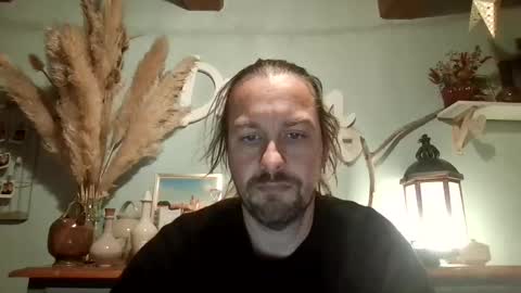 Snapshot of moi9876543210 chatting on 6, 1, 2026 Julien online show from 6, 1, 2026