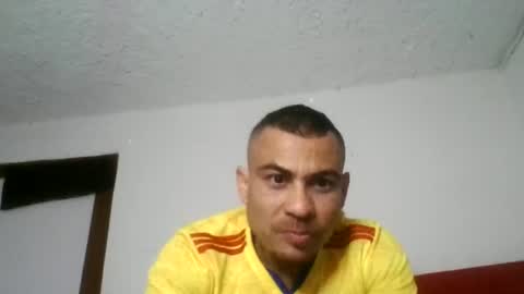Moises Athlon online show from 4, 7, 2026