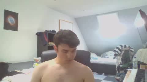 Snapshot of moistbreadstick chatting on 21, 6, 2026 moistbreadstick online show from 21, 6, 2026